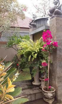 Apartemen Brolga *